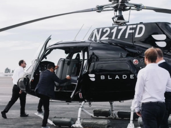Surf Air Begins Helicopter Service from Orange County to Hawthorne Airport